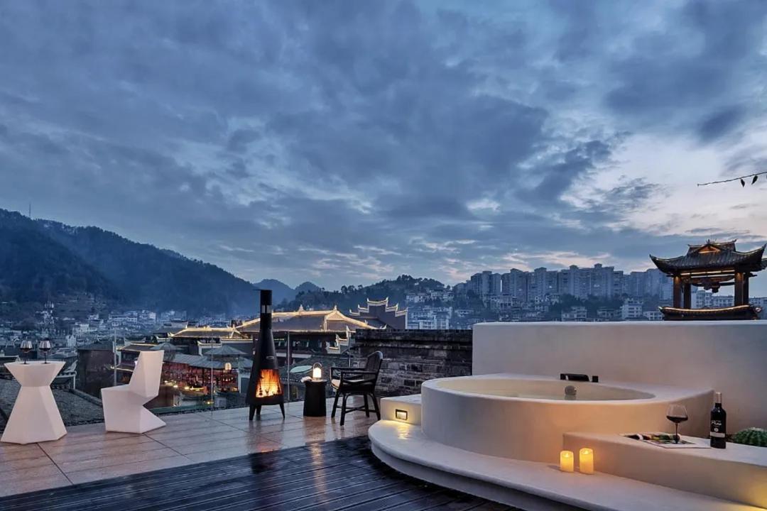 Phoenix Hall House Hotel Fenghuang Exterior foto