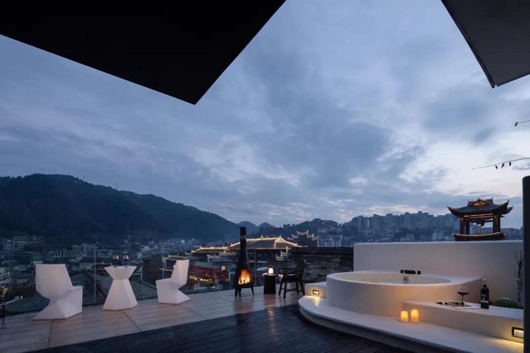 Phoenix Hall House Hotel Fenghuang Exterior foto
