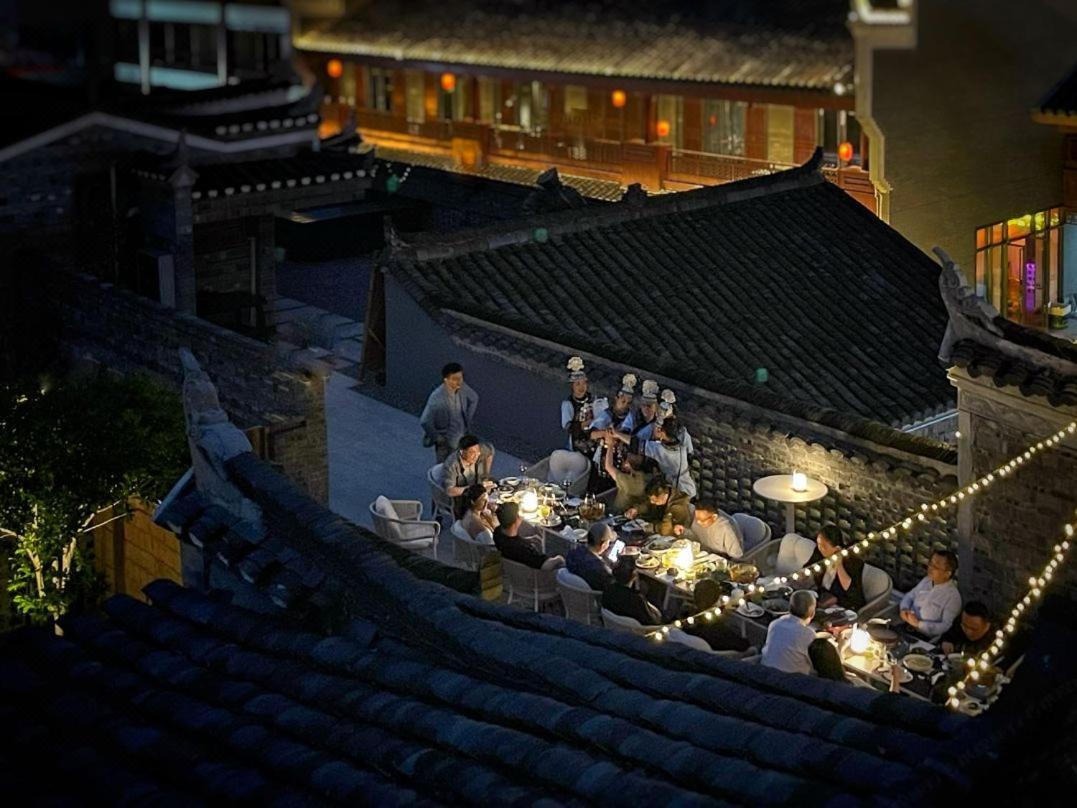 Phoenix Hall House Hotel Fenghuang Exterior foto